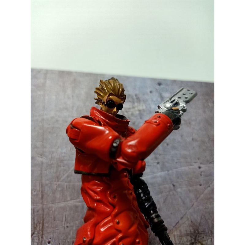 Action Figure Trigun Vash the Stampede black sunglasses version