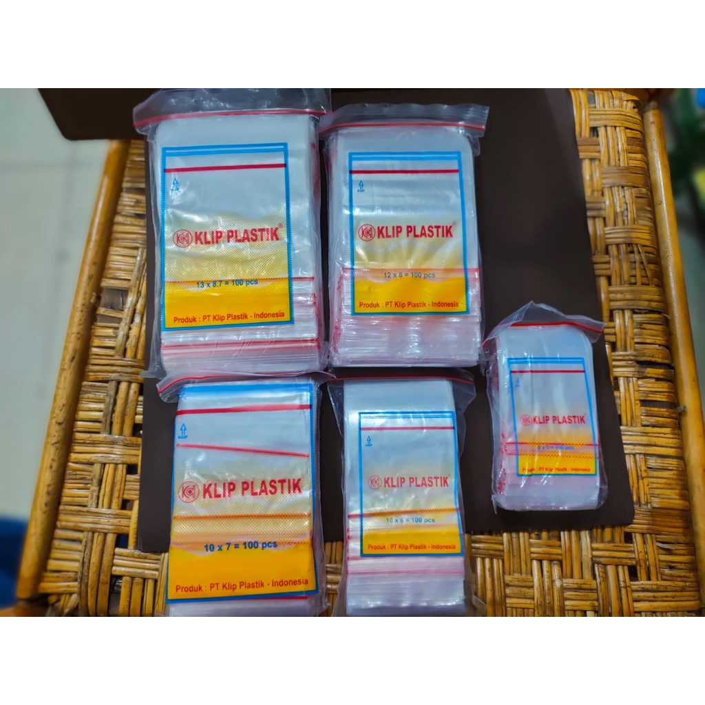 plastik klip ukuran kecil 8x5,6x4,1x8