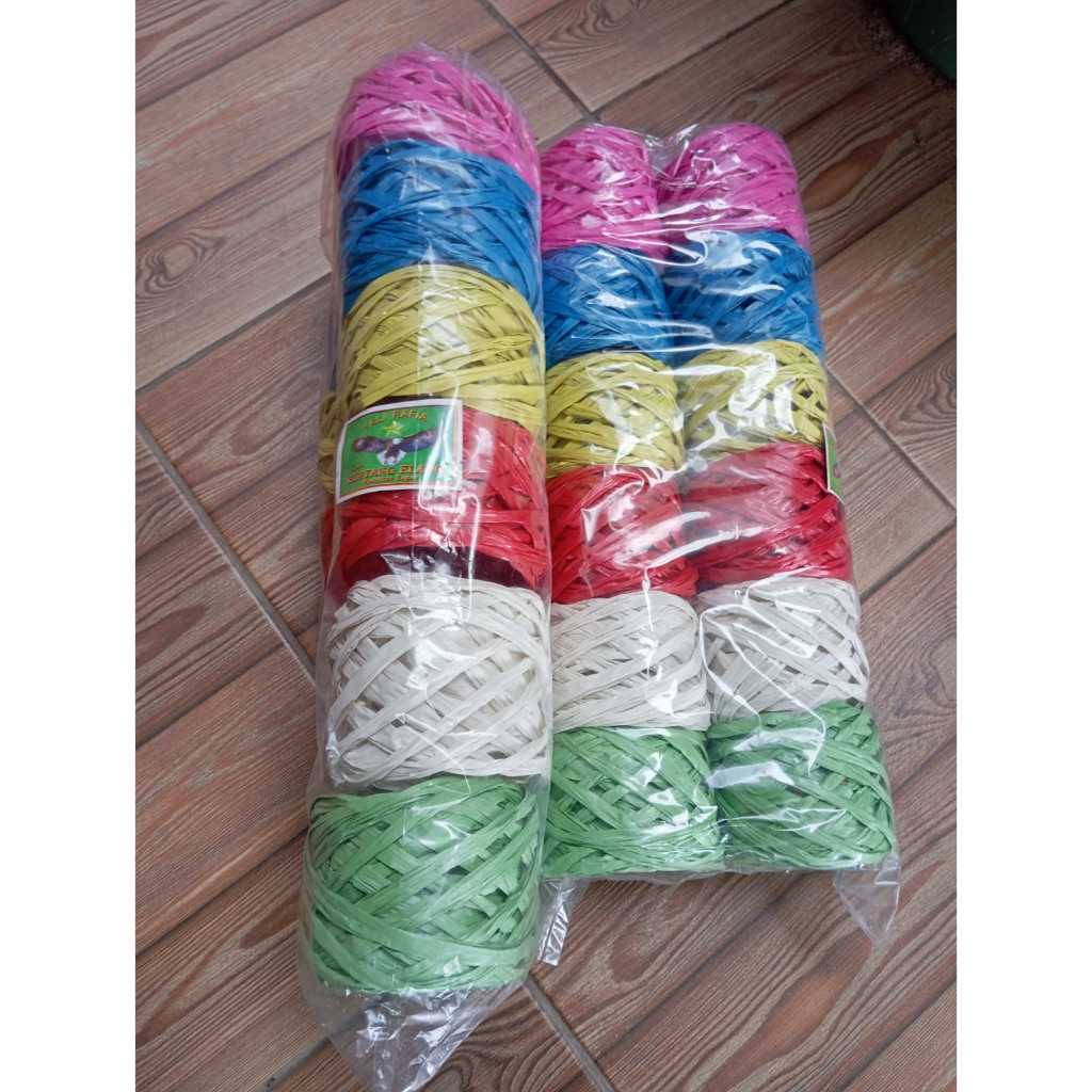 

TALI RAFIA WARNA WARNI 1 LUSIN ISI 12 WARNA WARNI RAFIA PROMO TERMURAH