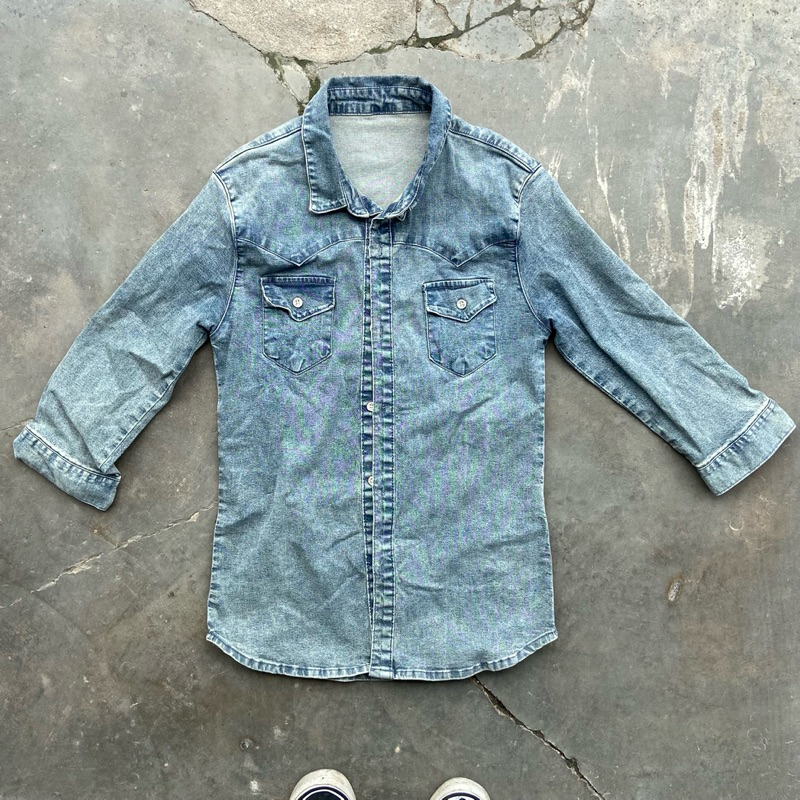 Kemeja Denim Karet Second