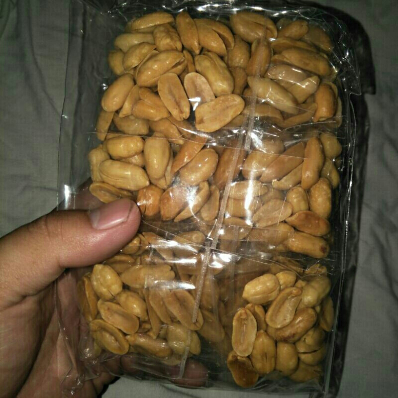 

kacang bumbu daun jeruk