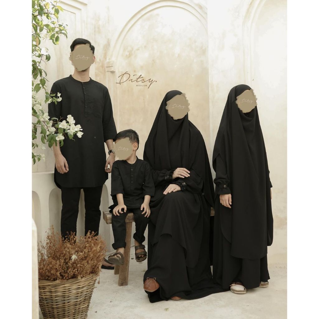 Ditsy Moslem Laerina Little Black | Cub | Capulet Olive Februari 2024