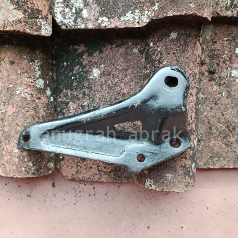 bracket pangkon dudukan knalpot honda astrea prima original copotan