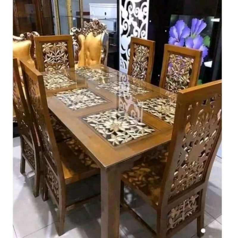 Meja Makan Kayu Jati Ukir Jepara Motif Emas