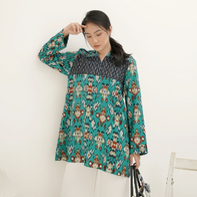 caroline Kosasih blouse batik