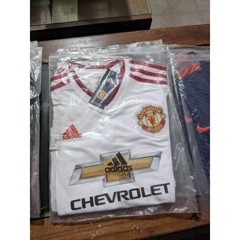 Jersey MU Away Grade Ori 2015/2016
