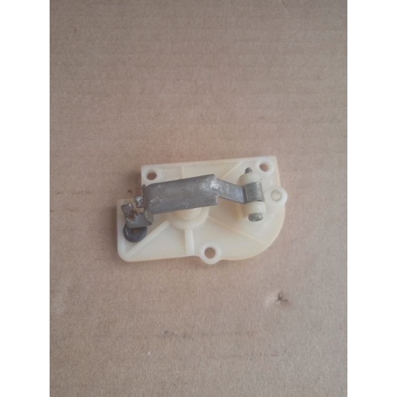 Tutup atas gerbok kipas dinding miyako tarik