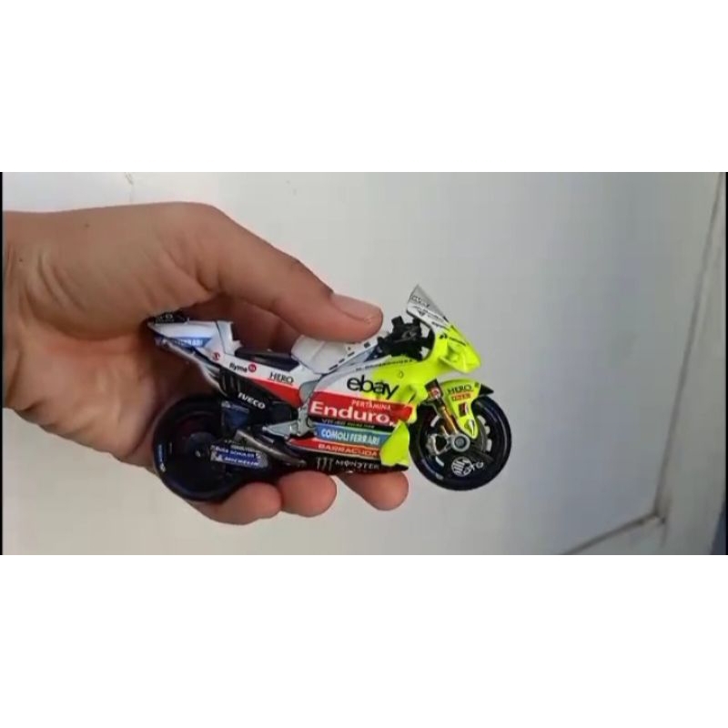 MAISTO/MOTOGP/2024/maisto ducati 1/18  scale marco Bezzechi