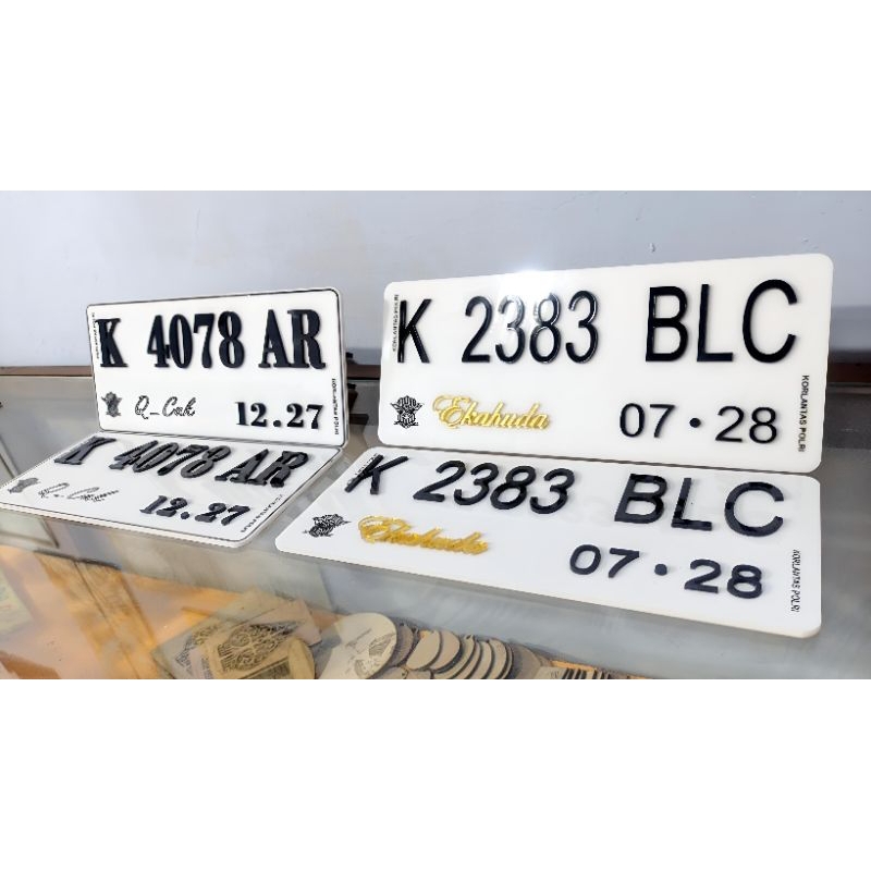 Plat motor akrilik Timbul Custom Nama