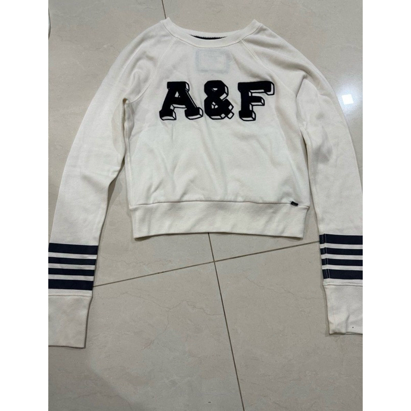 Abercrombie and Fitch top