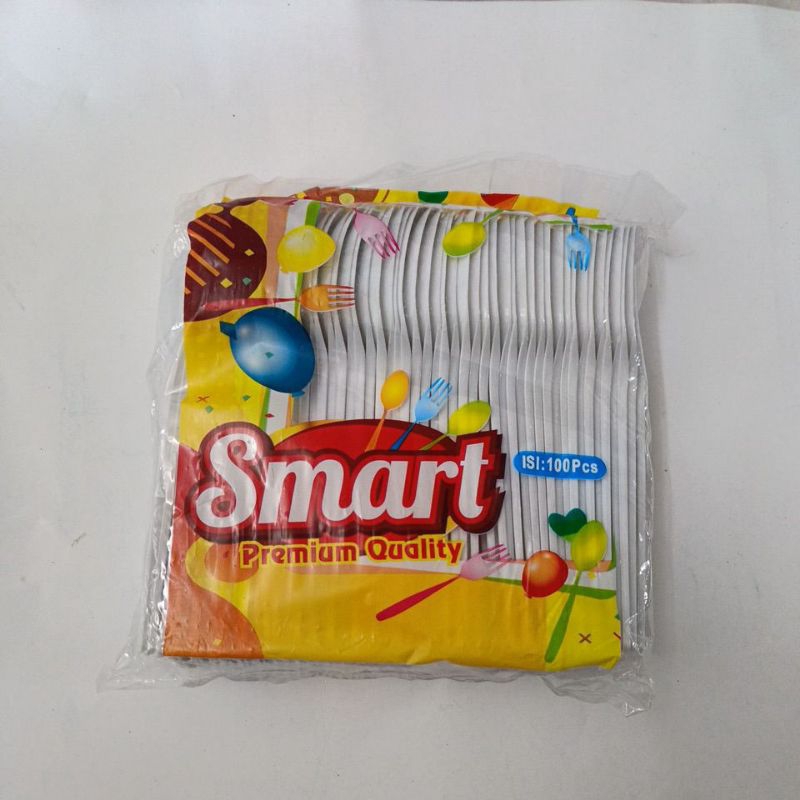 sendok makan plastik tebal