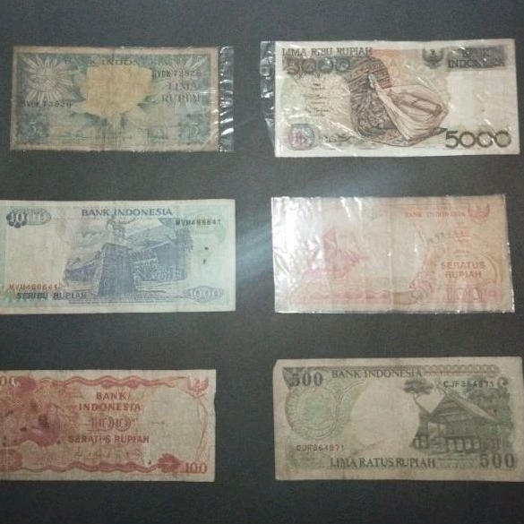 Uang kertas lama Indonesia