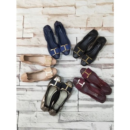 2024 Ferragamo FERRAGAMO classic serial number egg roll shoes dancing shoes