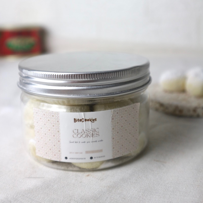 

Snowball Cookies / Kue Putri Salju Premium Wijsman Jar