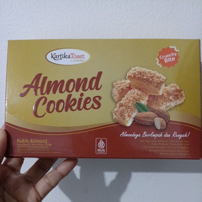 

Kartika Almond Cookies 51g/Kartika Toast Almond Cookies 51g/Kartika Sari Almond Cookies 51g