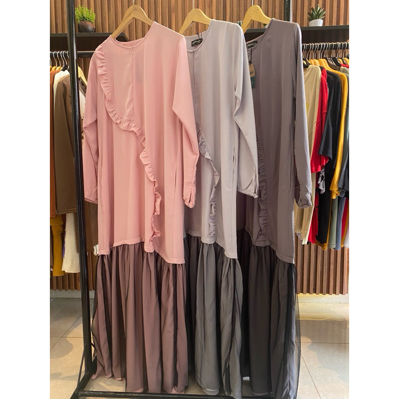 Kaylee dress tule