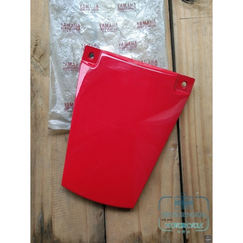Sambungan Body Belakang Cover Tail Yamaha F1ZR Sporty 4US-F171E-00-21 Merah Original