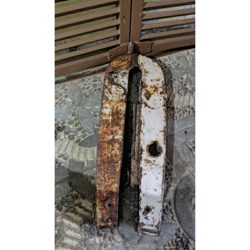 katengkas penutup rantai yamaha V80/V75 original