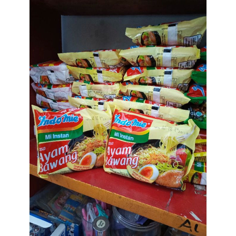 

Indomie rebus ayam bawang