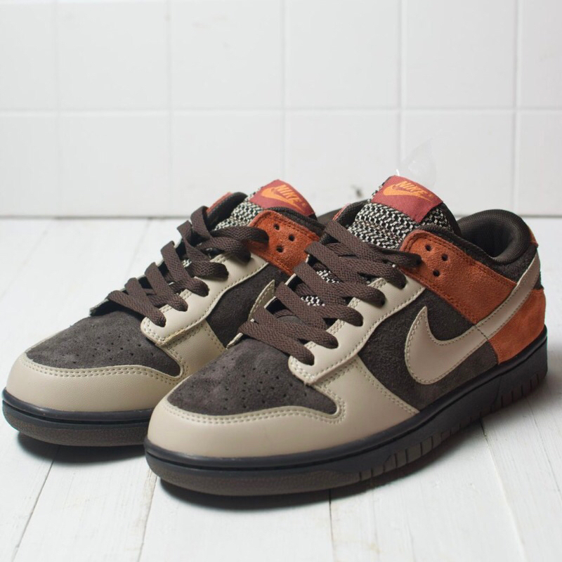 Nike SB Dunk Low Red Panda