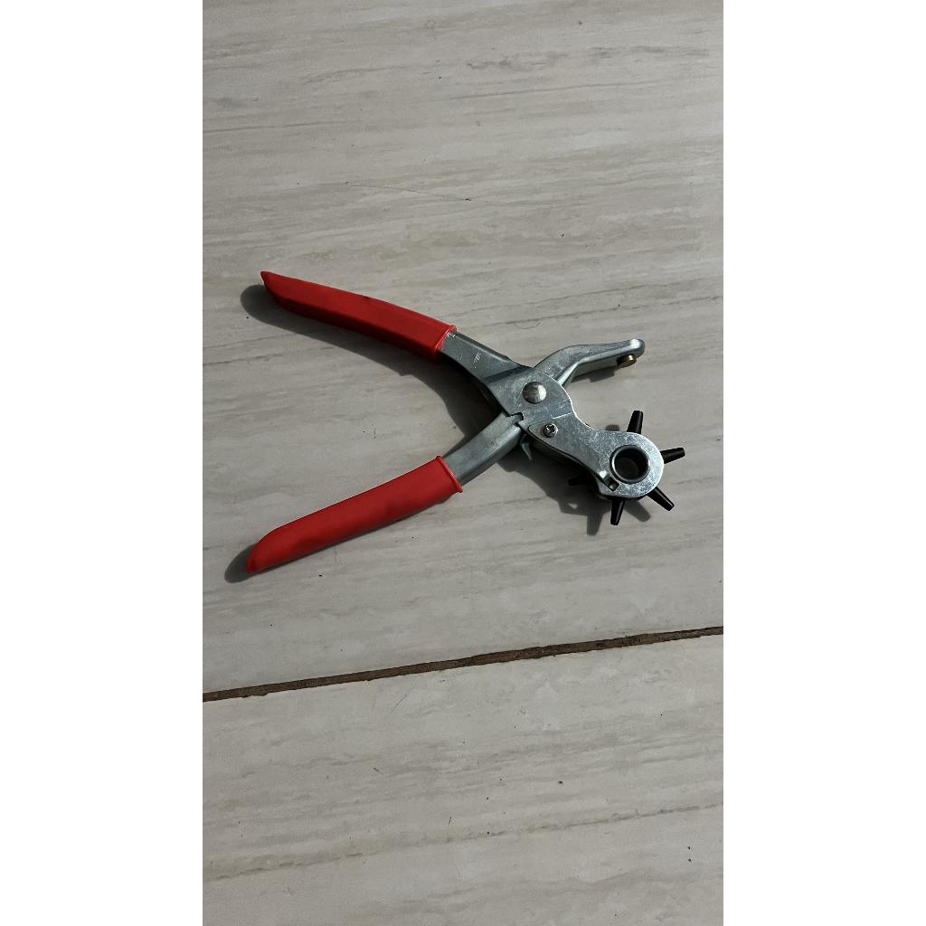 Tang Pembolong Gesper