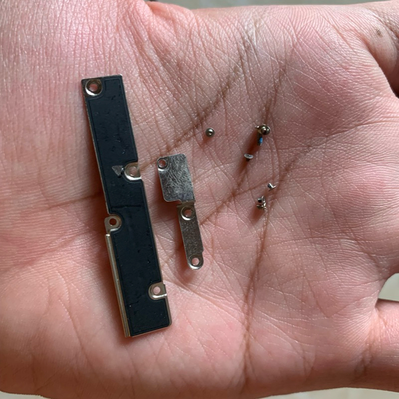 plat seng penutup mesin dan lcd iphone xs max ori copotan