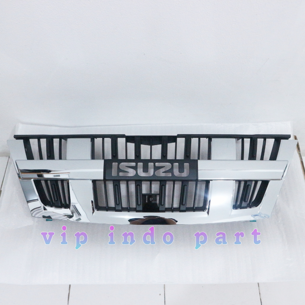 GRILL RADIATOR PANTHER KAPSUL LS ORIGINAL ISUZU