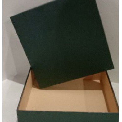 

KF7 Gift Box Kotak Kado 22x22T12 25x25T15 2x2T1Kotak KadoKotak Hadiah