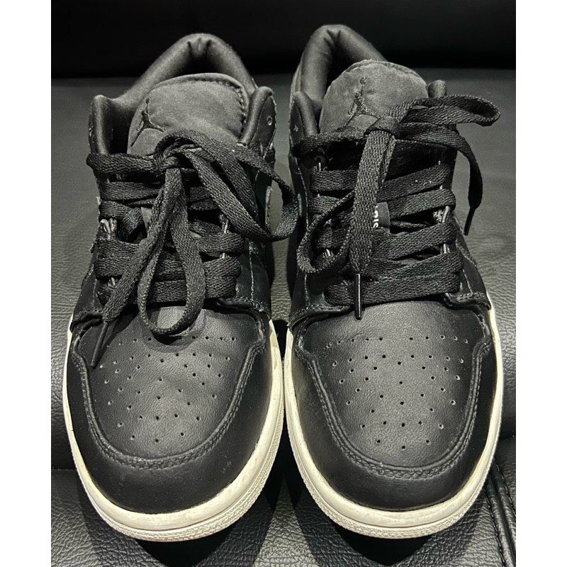 SALE : VERY RARE ITEM Preloved N I K E A.I.R Jordan 1 x 'Paris Saint-Germain' Low  Size : 40,5 / US 