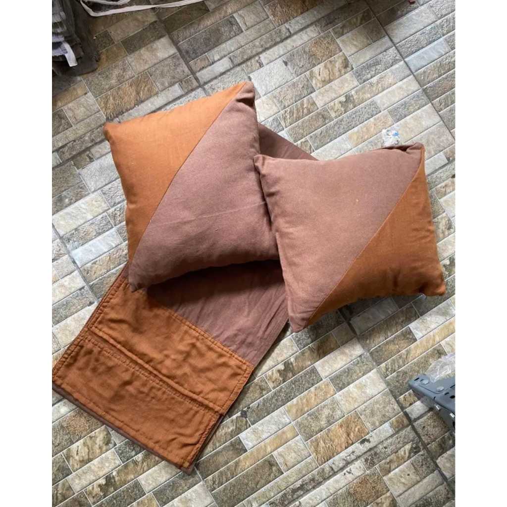 Set bed runner dan pillow