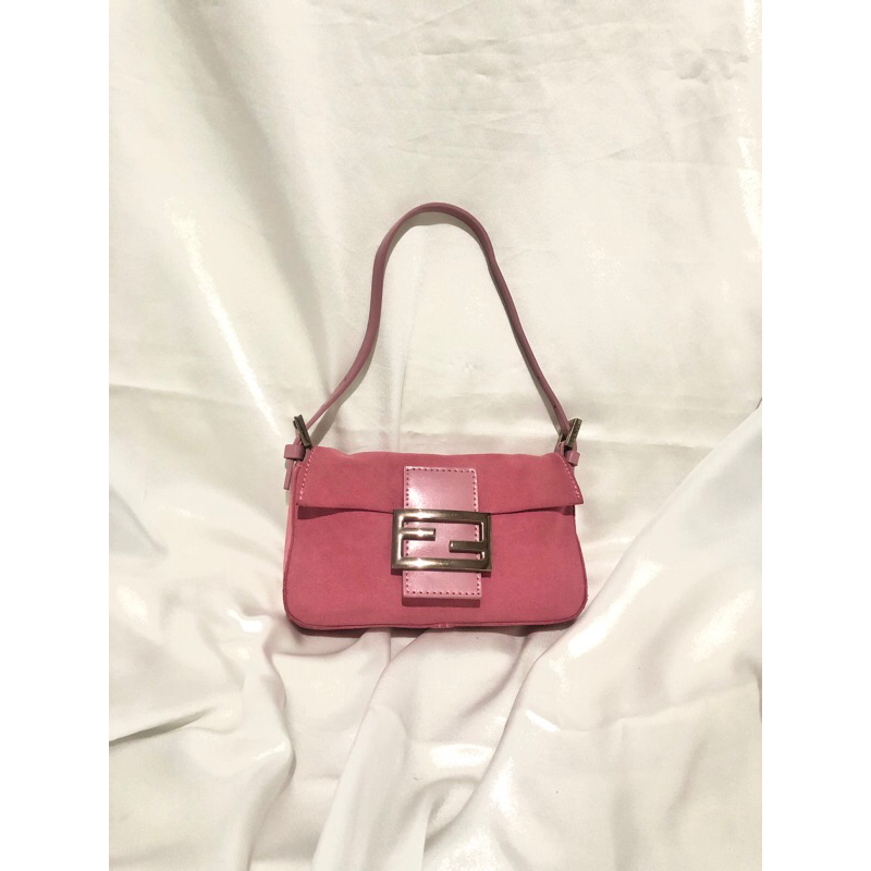 Fendi pink baguette