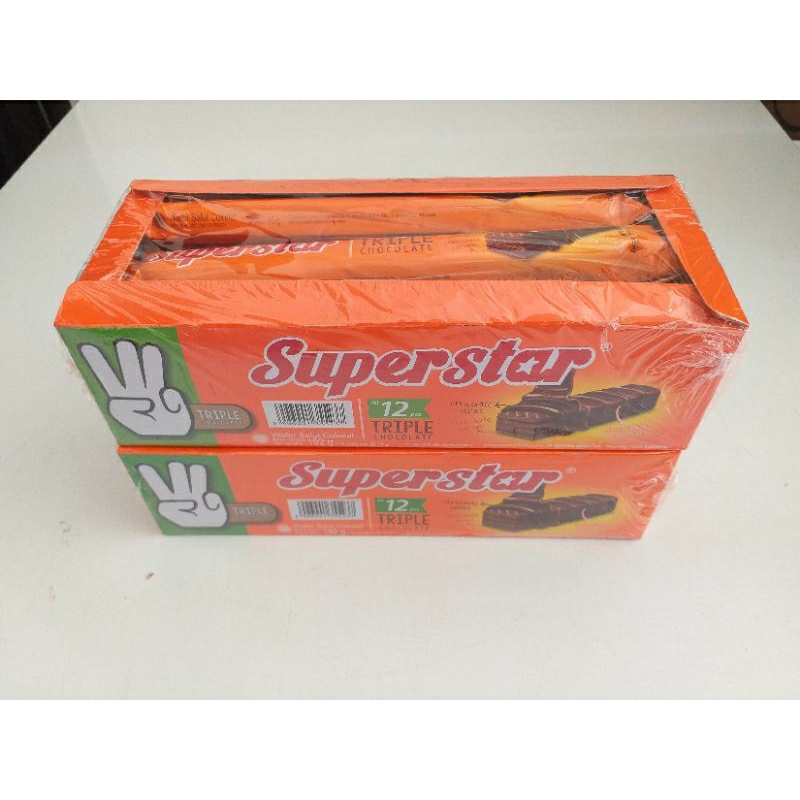 

Wafer Superstar Tripel Coklat 1 Box