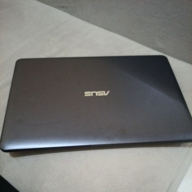 Laptop ASUS Core i3