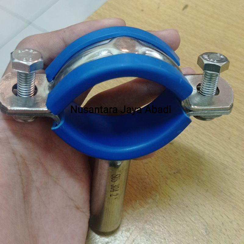 Clamp Pipa Holder Sanitary Stainless 304 2 " inchi Karet Biru