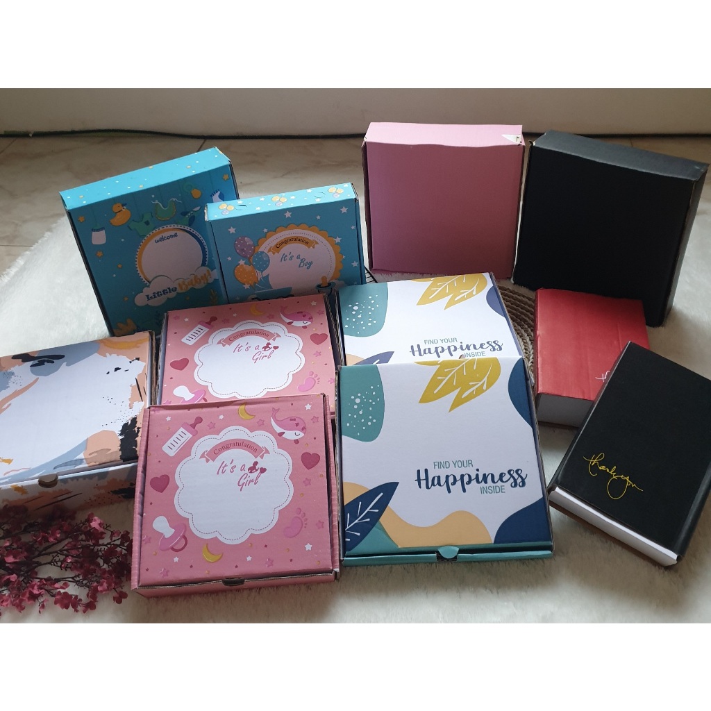 

kotak hampers