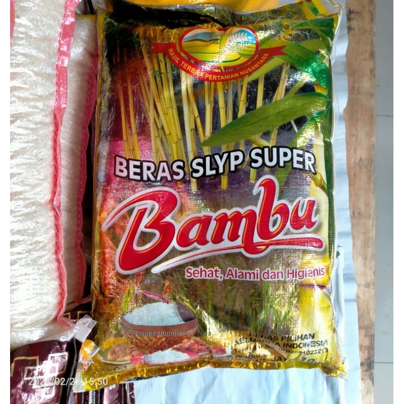 

Beras Super merk Bambu 10 kg