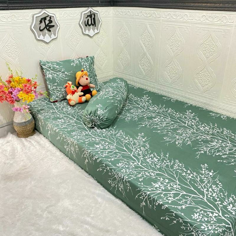 Sprei Motif Ranting Hijau