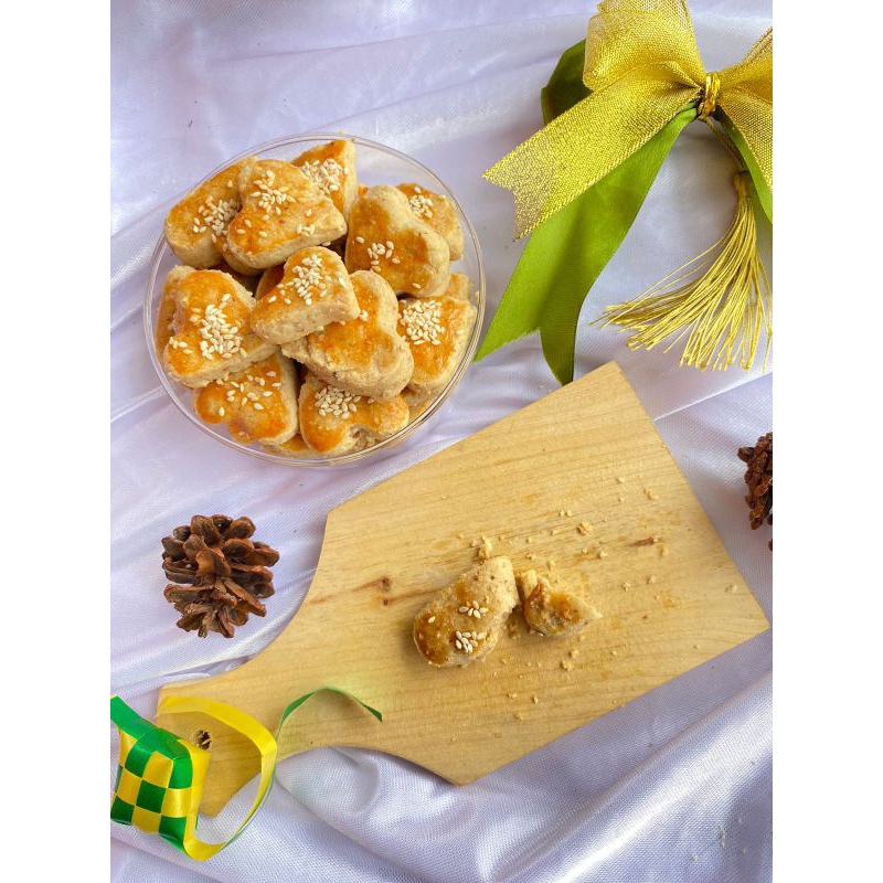 

kue kacang renyah homemade 250gr enak manis dan gurih