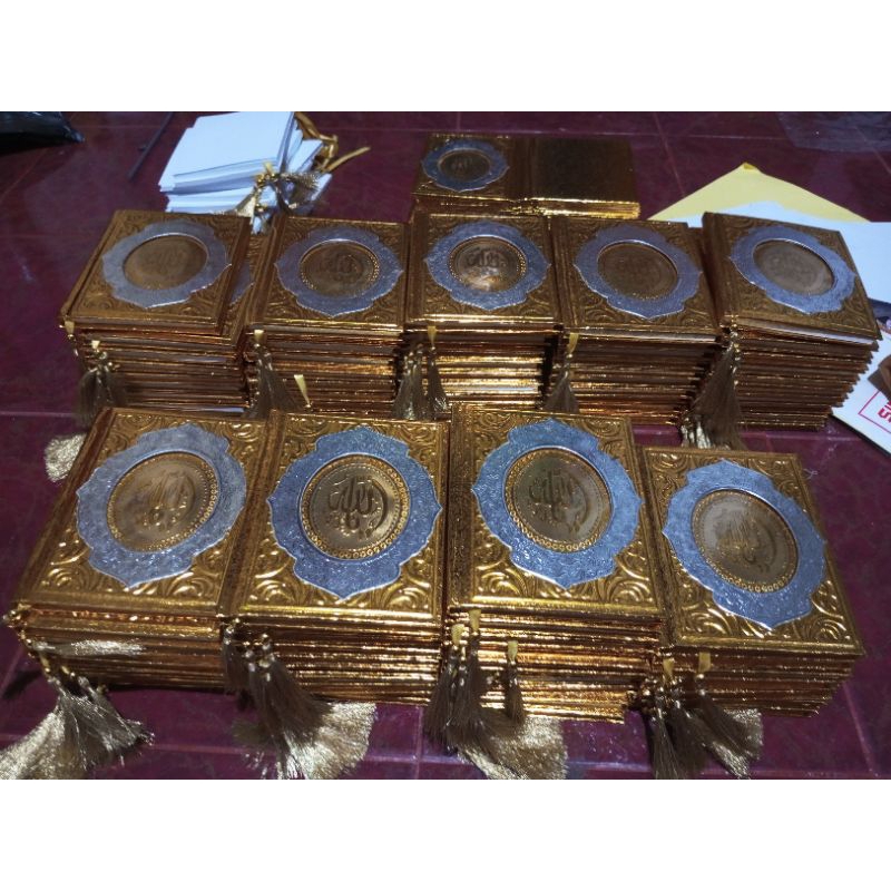 YASIN Hard Cover (Gold Silver Frame Embos)