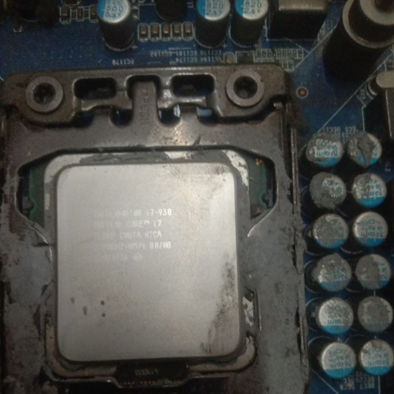 proce i7930 soket 1156