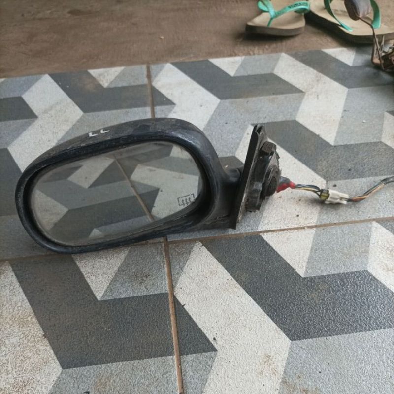 spion kiri mitsubishi galant lele