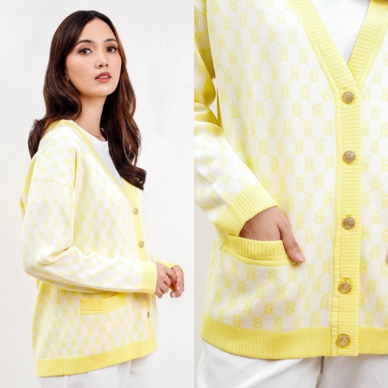 SIGNATURE MONOGRAM CARDIGAN BENANG JARUM - MILKSHAKE