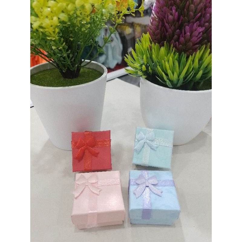 

Box Kado Cincin