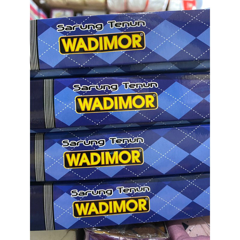 GROSIR/ECERAN Sarung WADIMOR Motif Kotak Standar Padang Hawai Maroko Gold Horizon