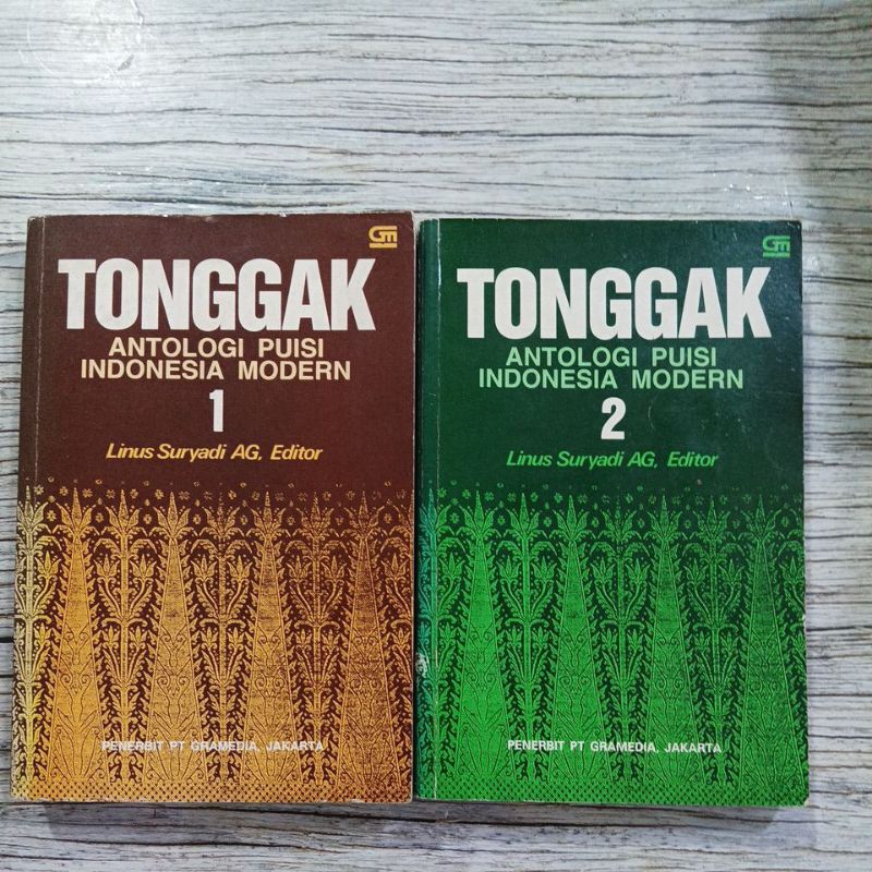 TONGGAK ANTOLOGI PUISI INDONESIA MODERN 1&2 - Linus Suryadi