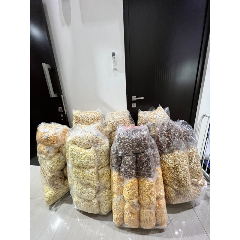 

Popcorn Kemasan 1 KG