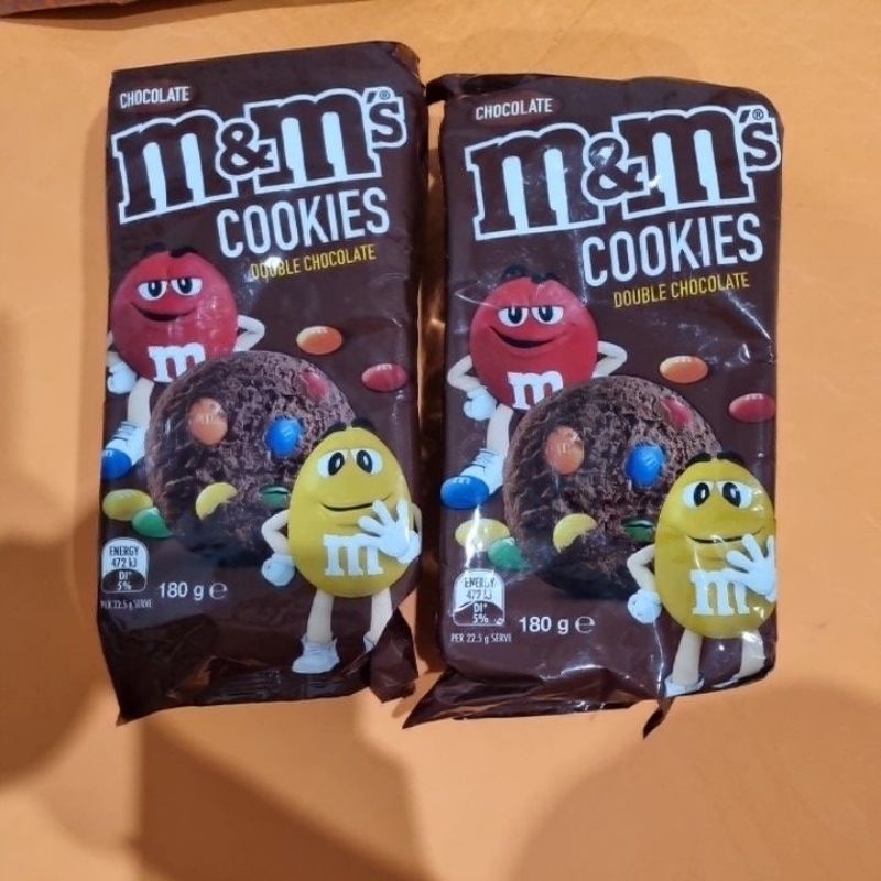 

M&M cookies double chocolate