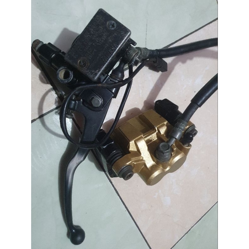 Pengereman Depan Master Rem Set Kaliper Set RX King New Ori