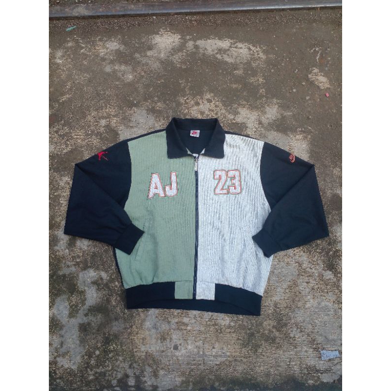 bundling vintage nike jordan jacket & slingbag nike vtg