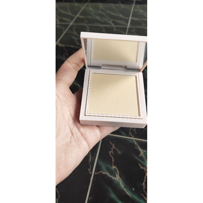 Raecca instant Blurring effect powder
